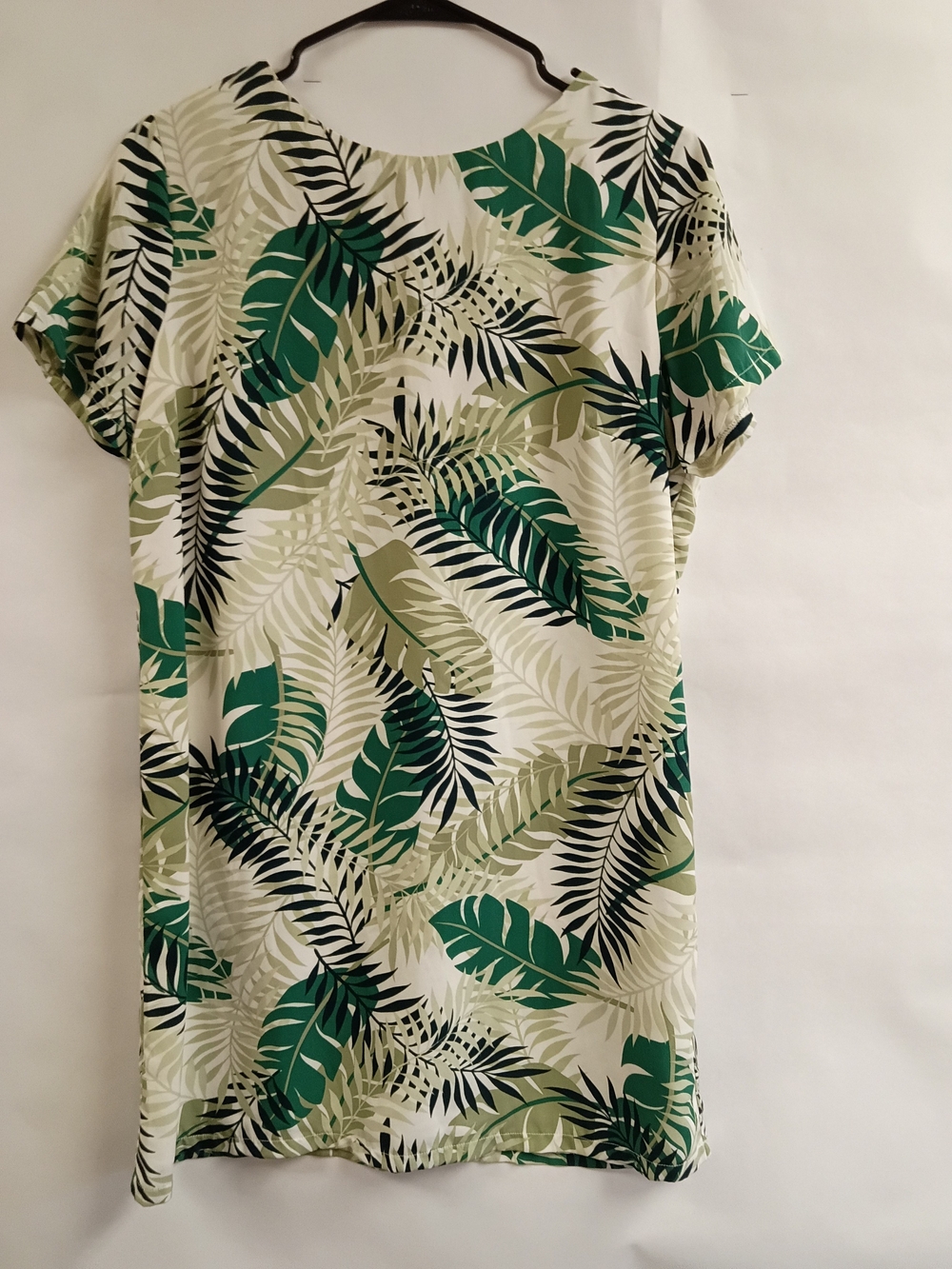 Lulu's Green and Cream Tropical Leaf Short Sleeve Mini Dress